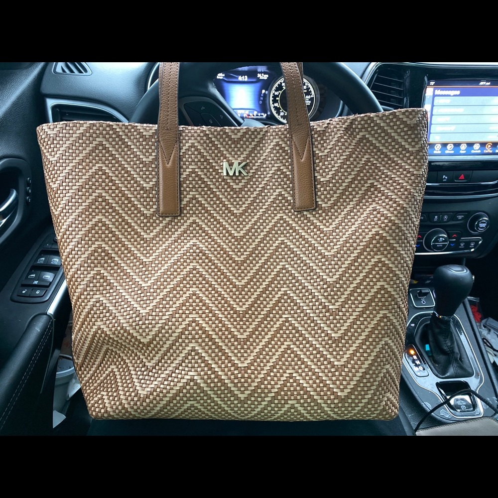 MK Tote